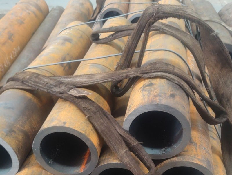 科尔沁右翼前15CrMoG无缝钢管切割